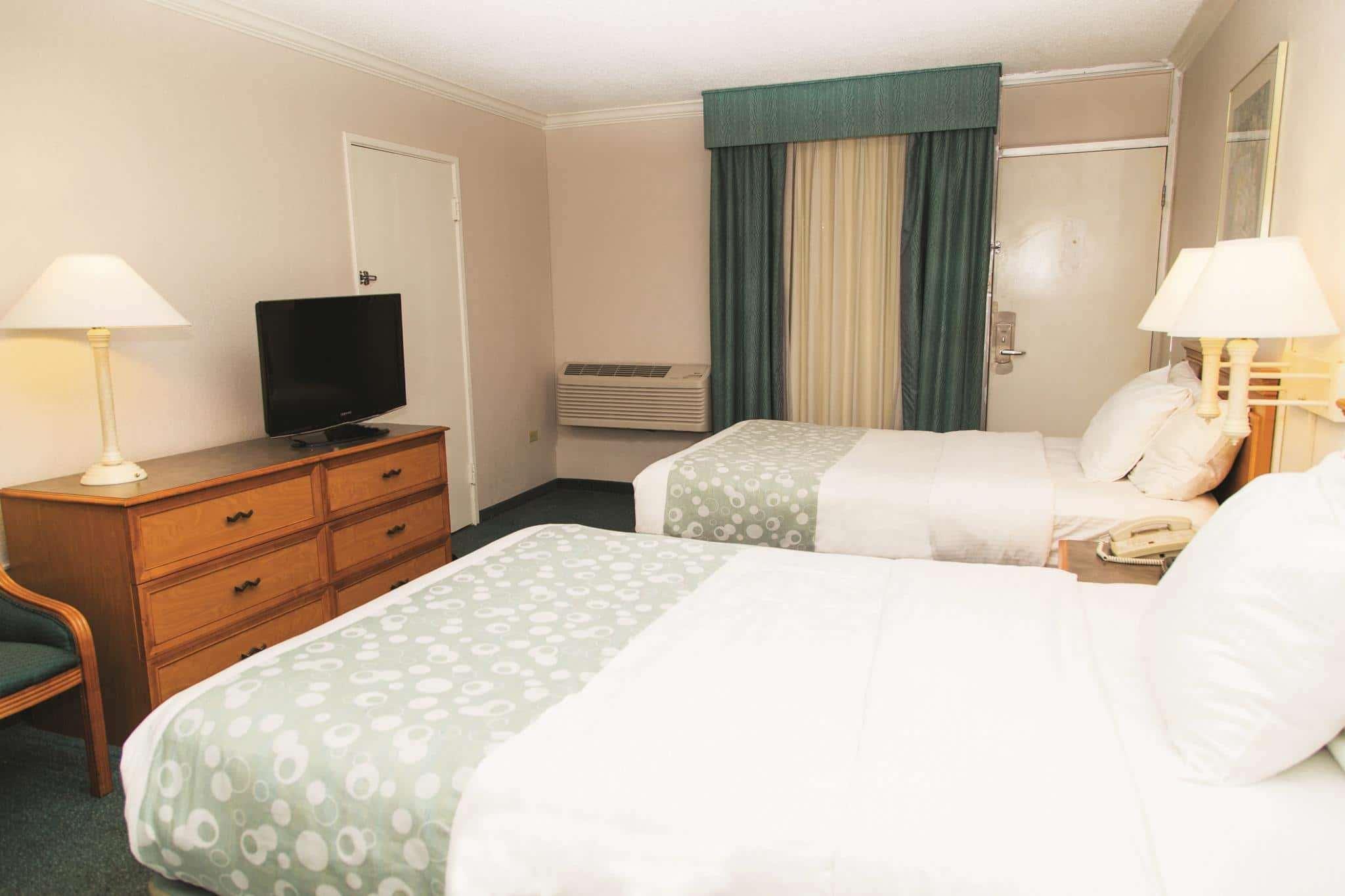 Days Inn By Wyndham Del Rio Dış mekan fotoğraf