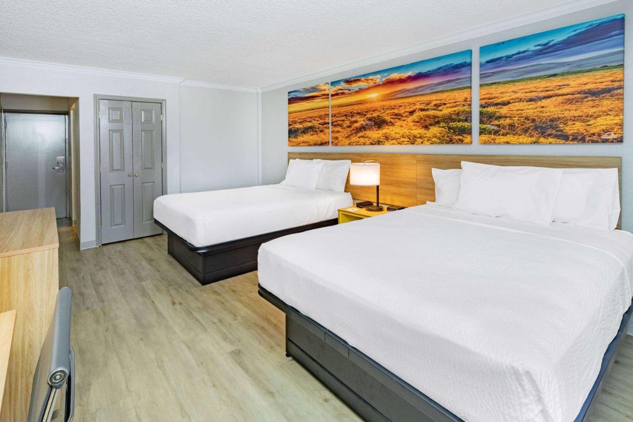 Days Inn By Wyndham Del Rio Dış mekan fotoğraf